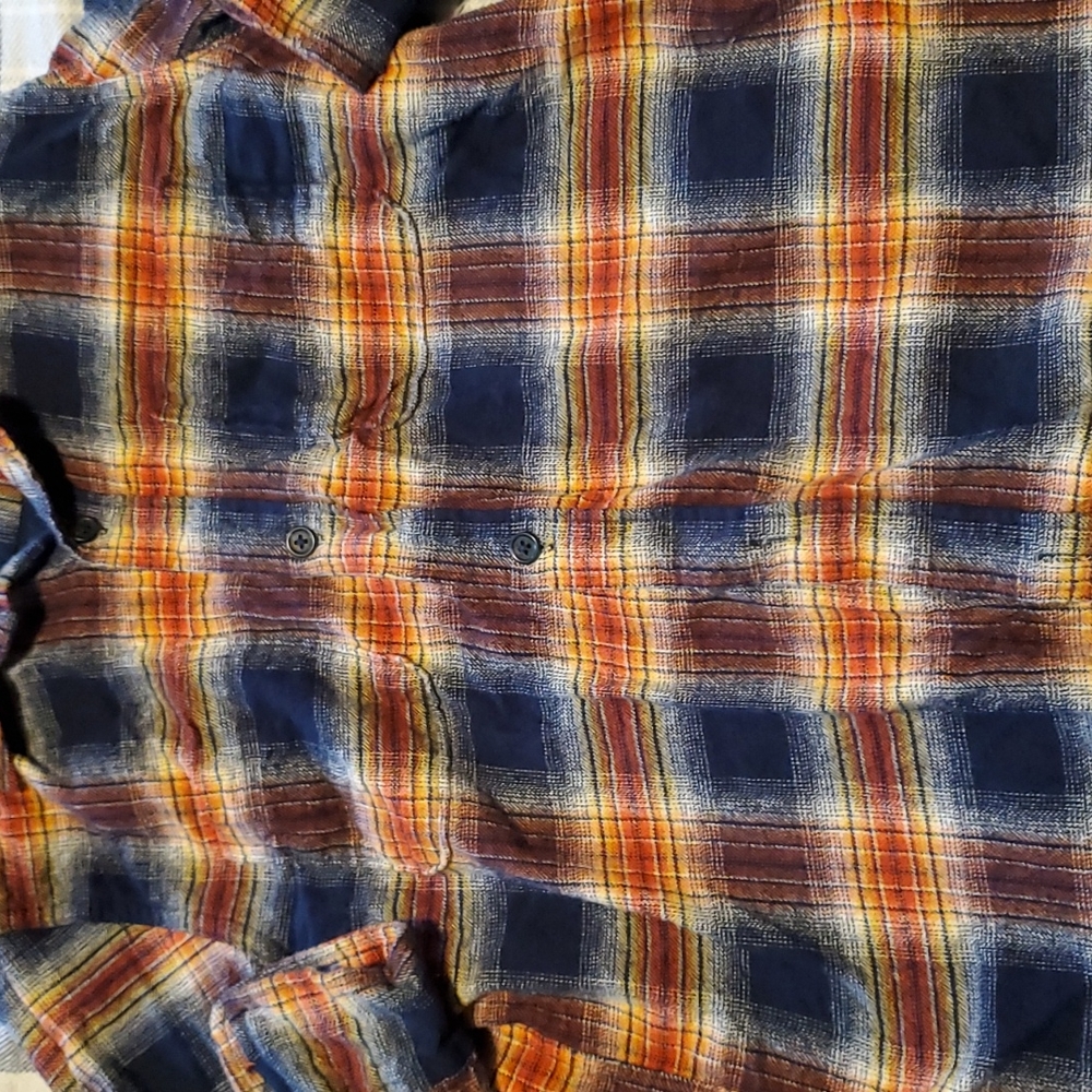 Gap Factory Flannel - Picture 2 of 3
